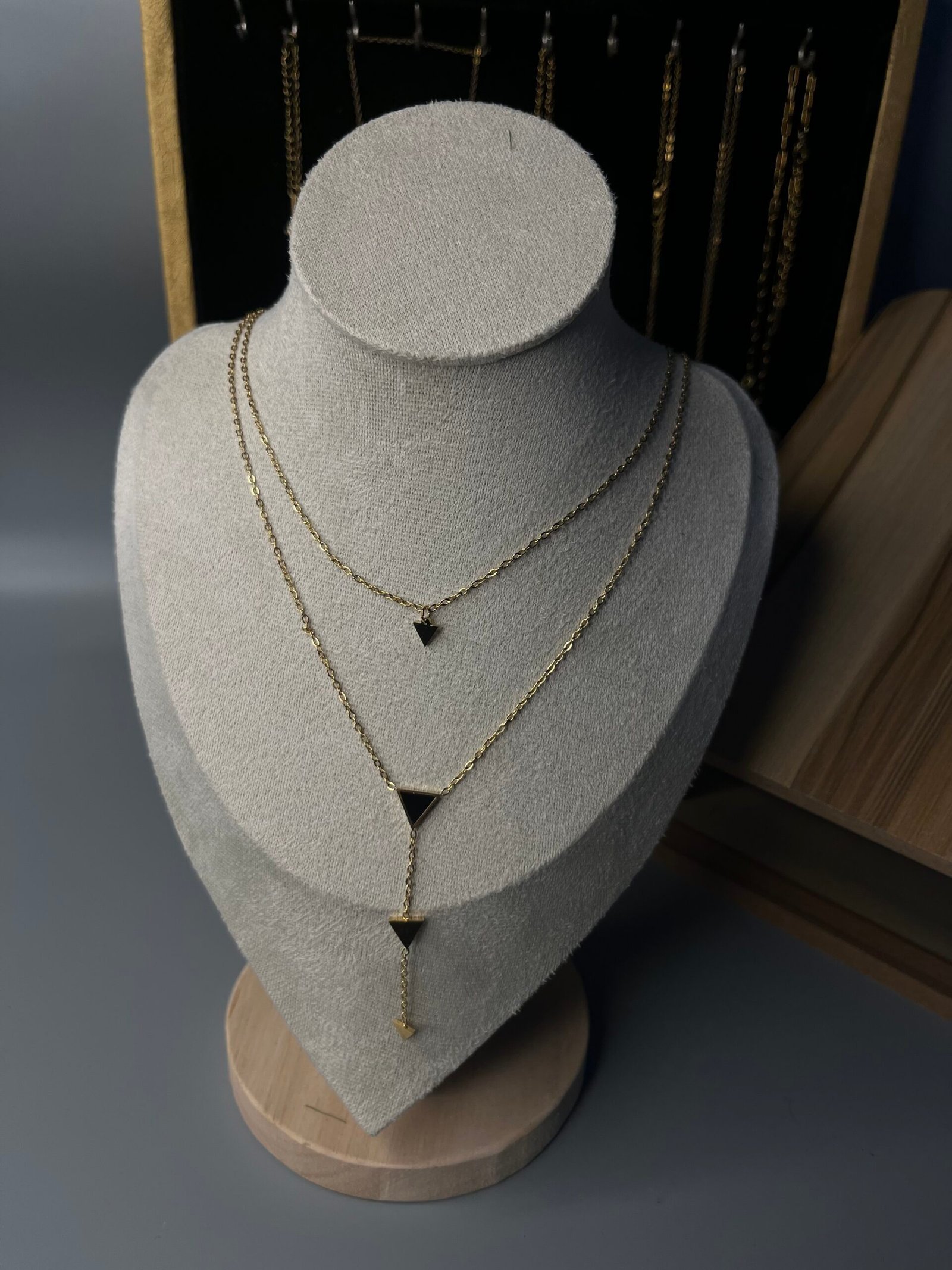 - Image 3